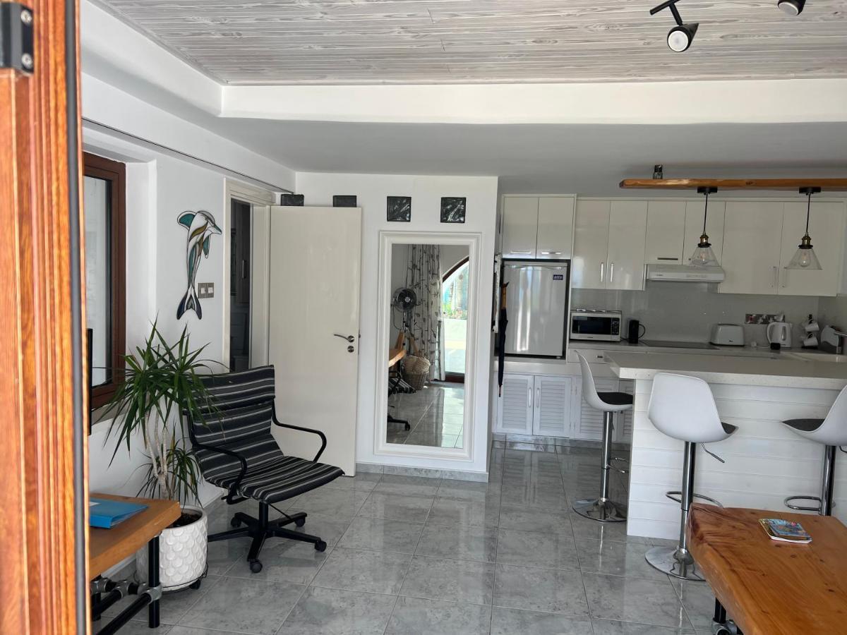 Pissouri Beach Front Apartments Eksteriør bilde