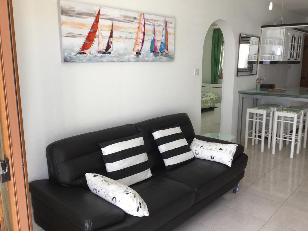 Pissouri Beach Front Apartments Eksteriør bilde